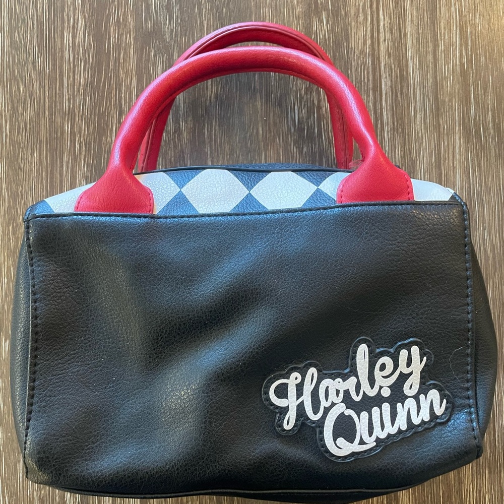 Bioworld Harley Quinn Black and Red Women's Bag